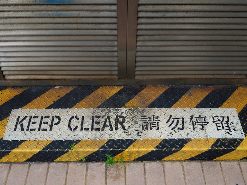 TSV 硅通孔连接正背面的截面图